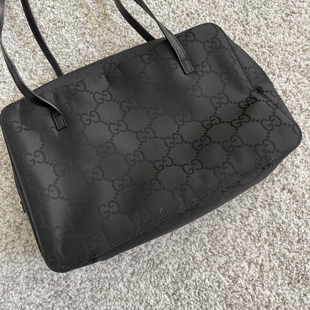 Gucci handbag with shoulder straps